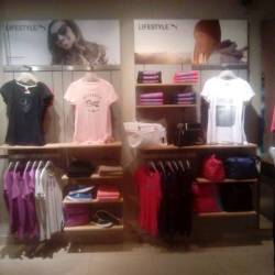 puma showroom gwalior