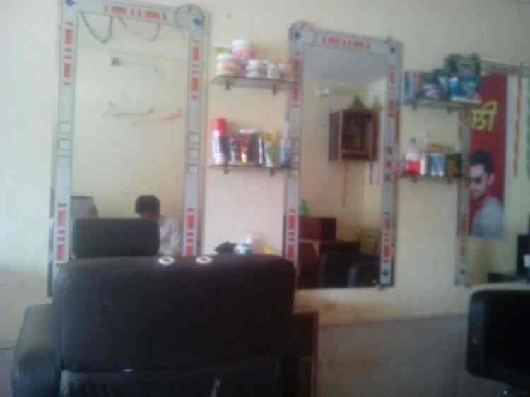 City Top Gents Parlour in Gole Ka Mandir,Gwalior Best Hair Stylists