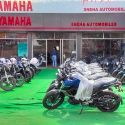 Yamaha showroom bihta top