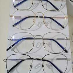 Eyeglass dealers deals