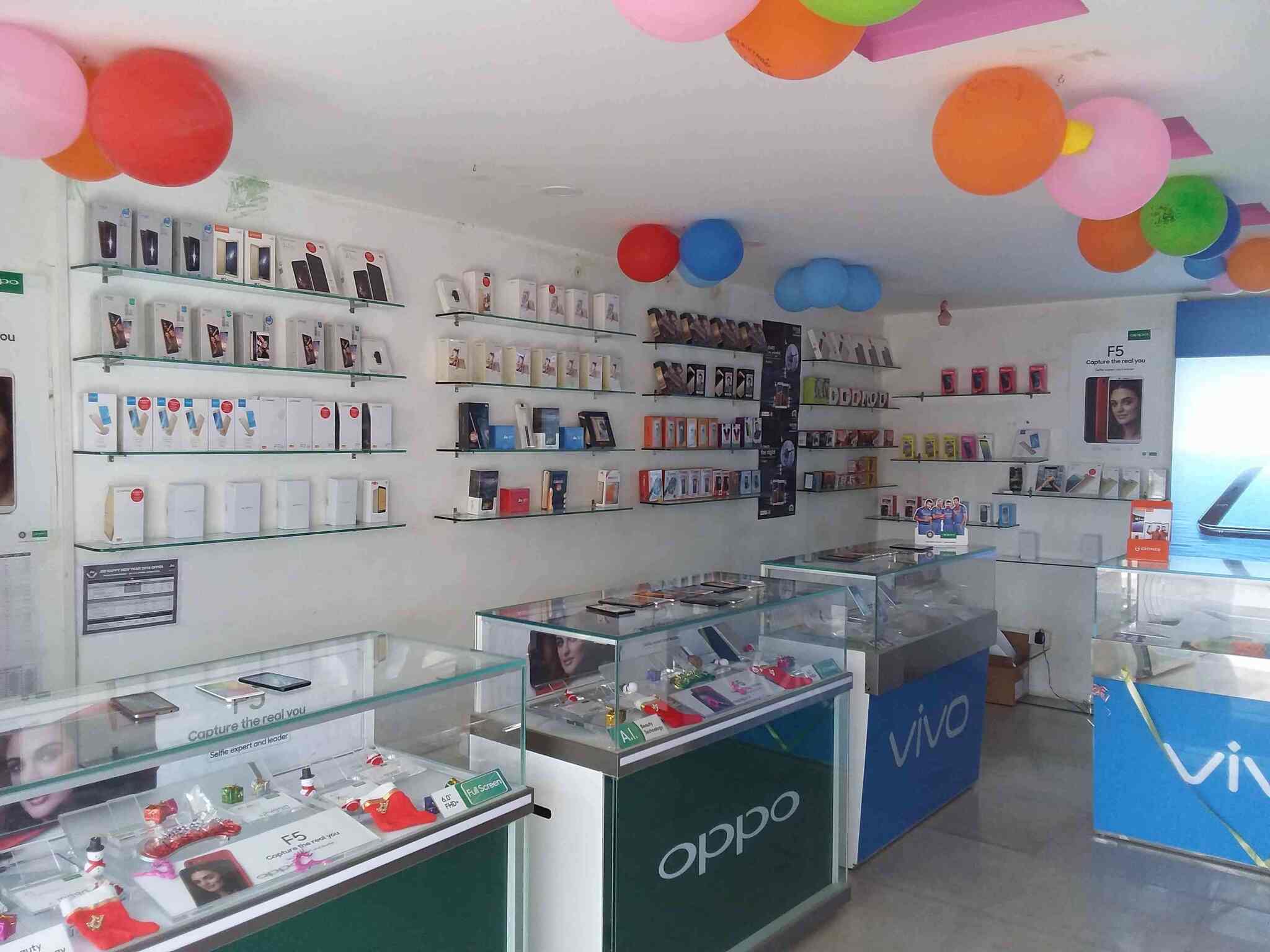 Poornima Mobile in Ranebennur,Haveri Best SonyMobile Phone Dealers