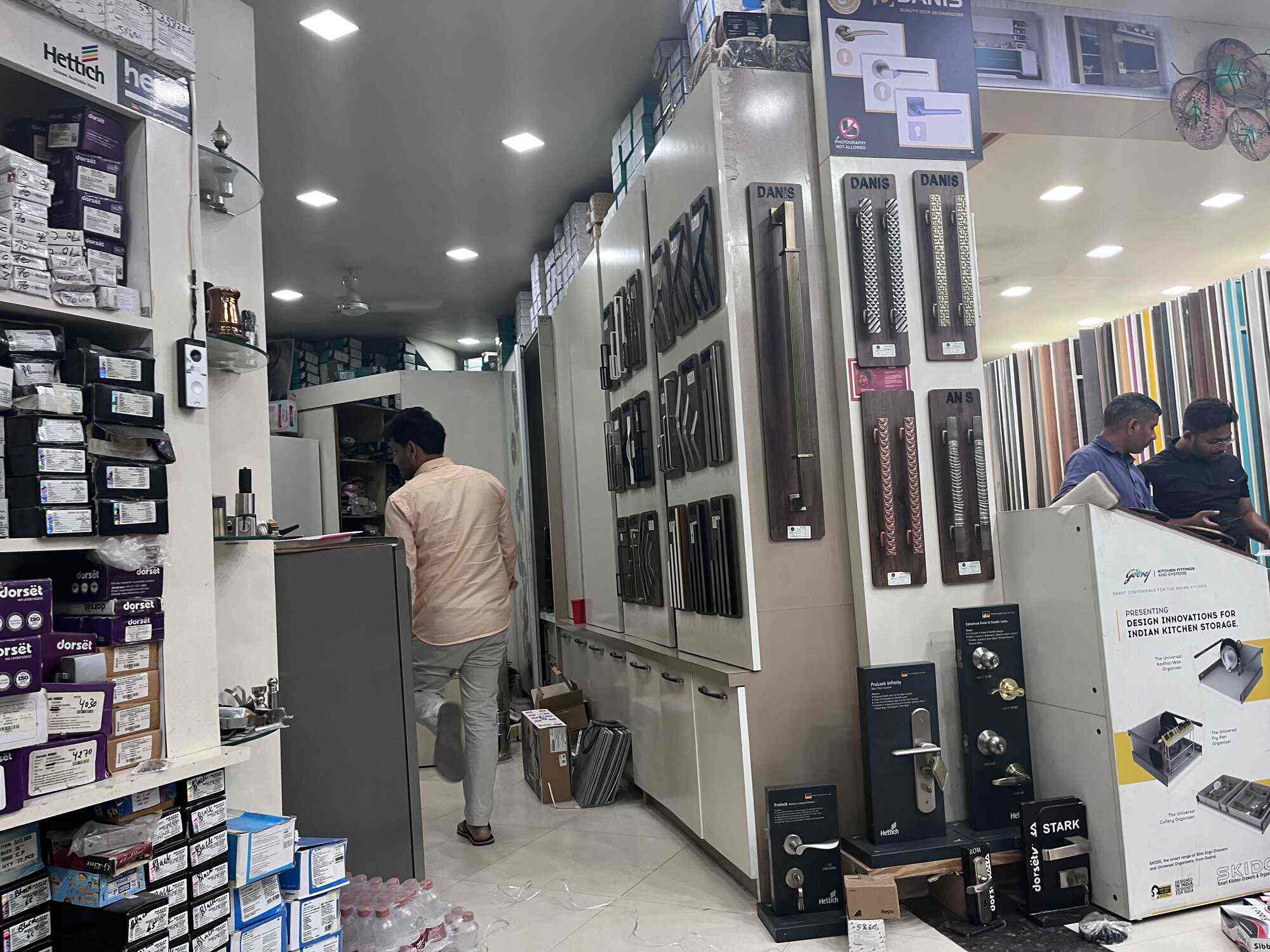 Sunil Plywood in Loha Mandi,Hissar Best Hardware Shops in Hissar