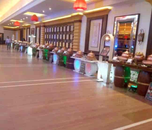 BILLA - Hall