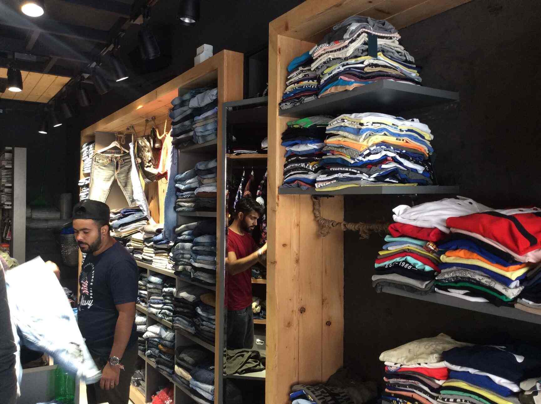 Billa Garments in Hoshiarpur Ho,Hoshiarpur Best Readymade Garment