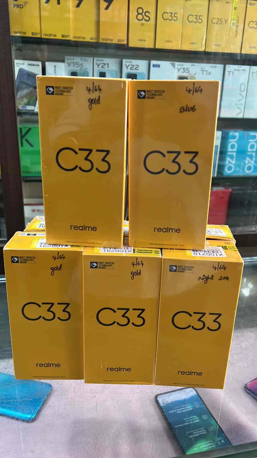 Pooja in Ranipet,Hospet Best Mobile Phone Dealers in Hospet