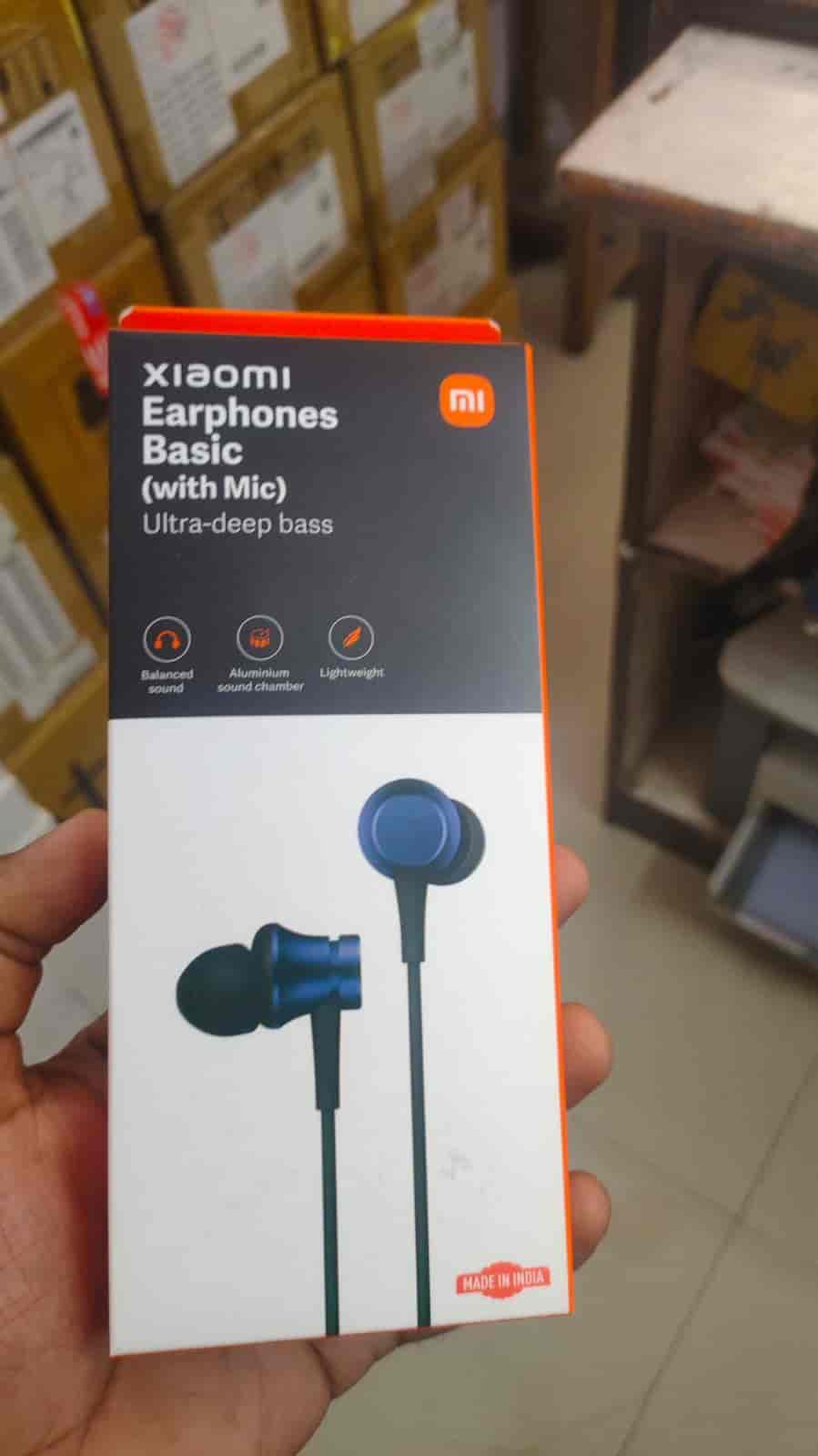 Pooja in Ranipet,Hospet Best Mobile Phone Dealers in Hospet