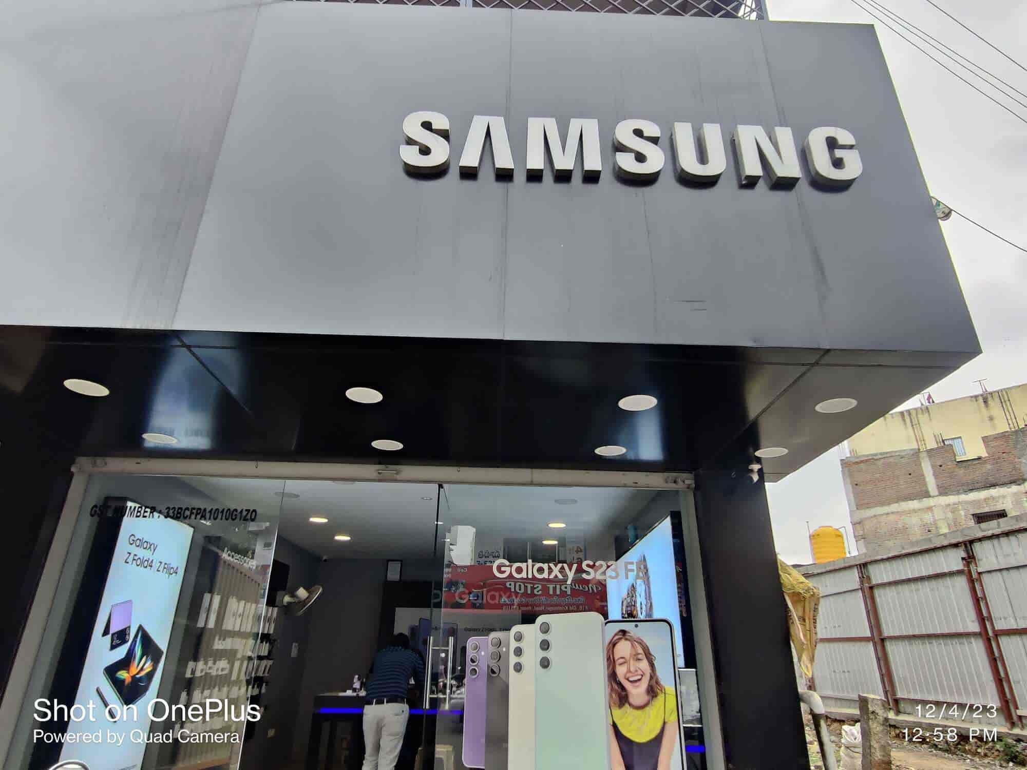 Akshay Samsung Smartcafe in Kamaraj Colony,Hosur Best MIMobile Phone Distributors in Hosur