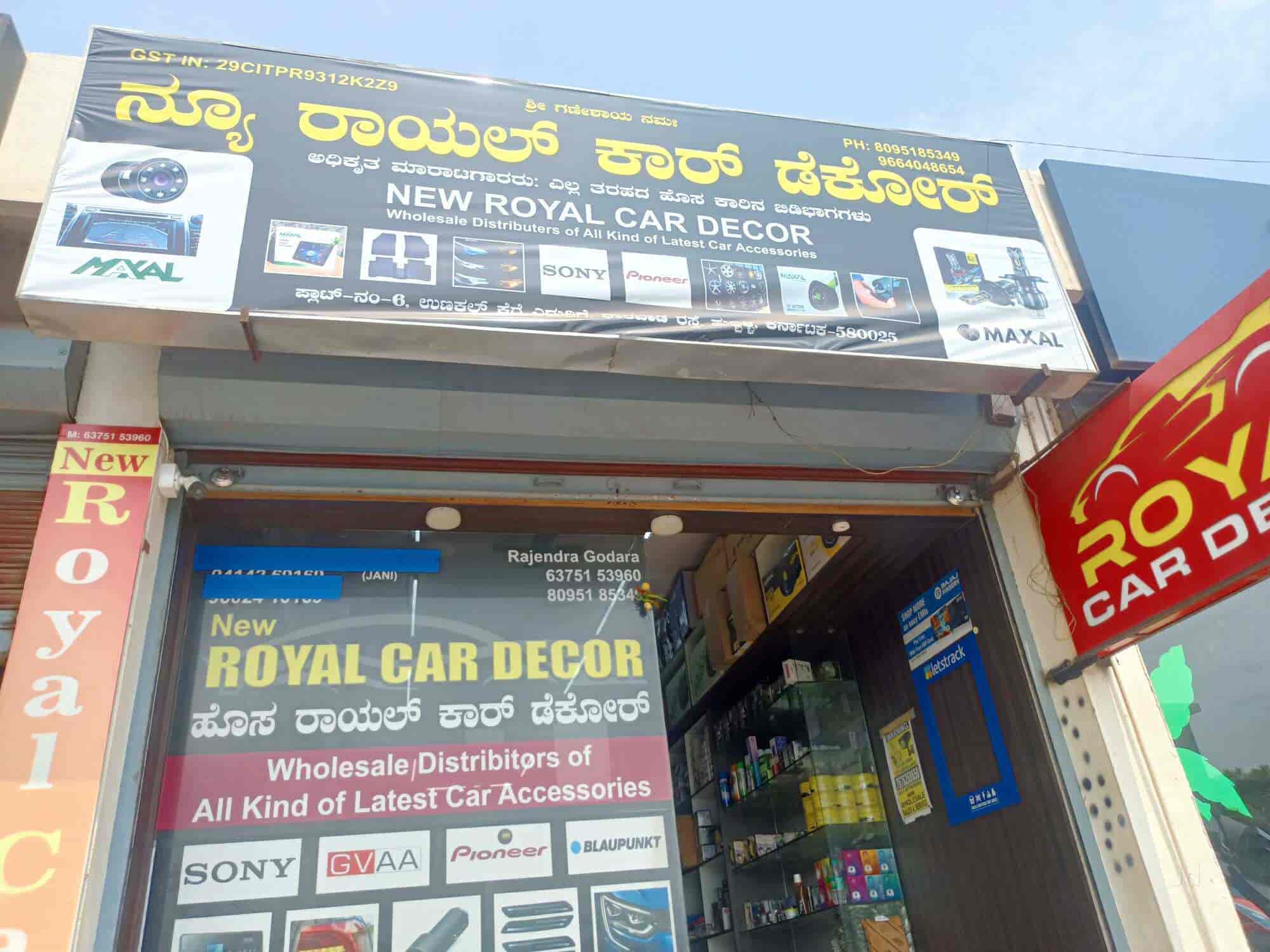 Janani car shop decor