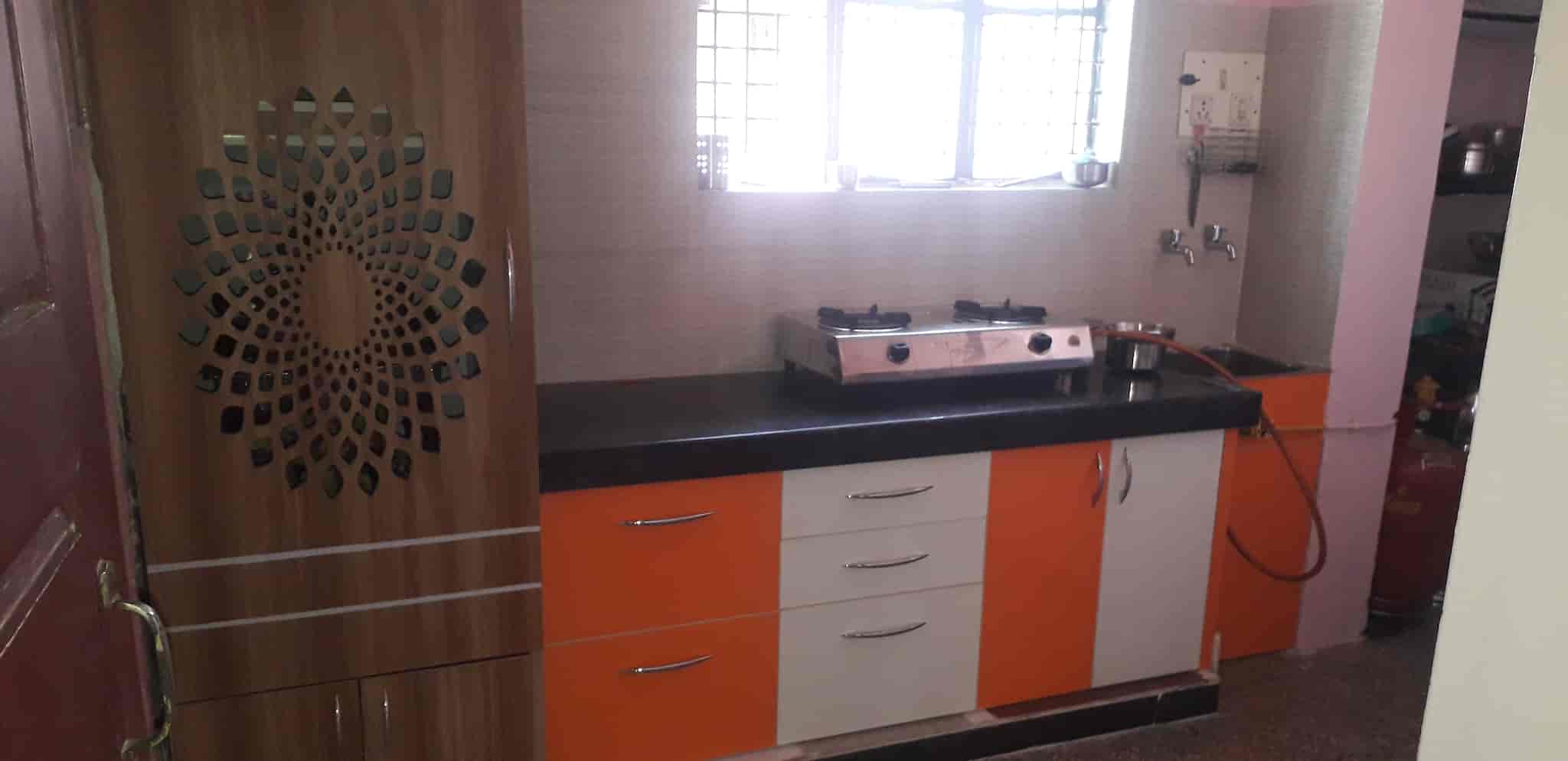 Top Furniture Dealers in Old Hubli, Hubli Best Furniture Showrooms