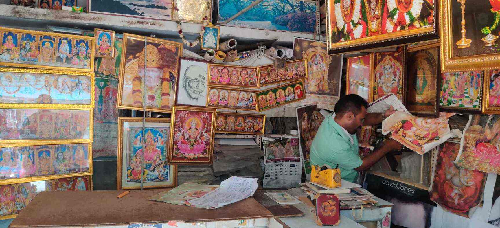 Aditya Photo Frames & Lamination in Kphb Colony,Hyderabad Best Photo