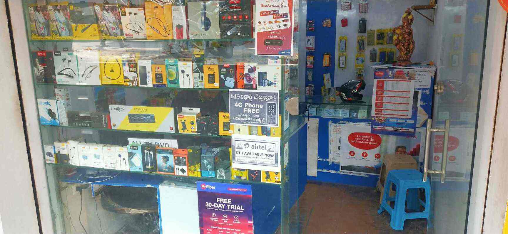 Aditya Photo Frames & Lamination in Kphb Colony,Hyderabad Best Photo