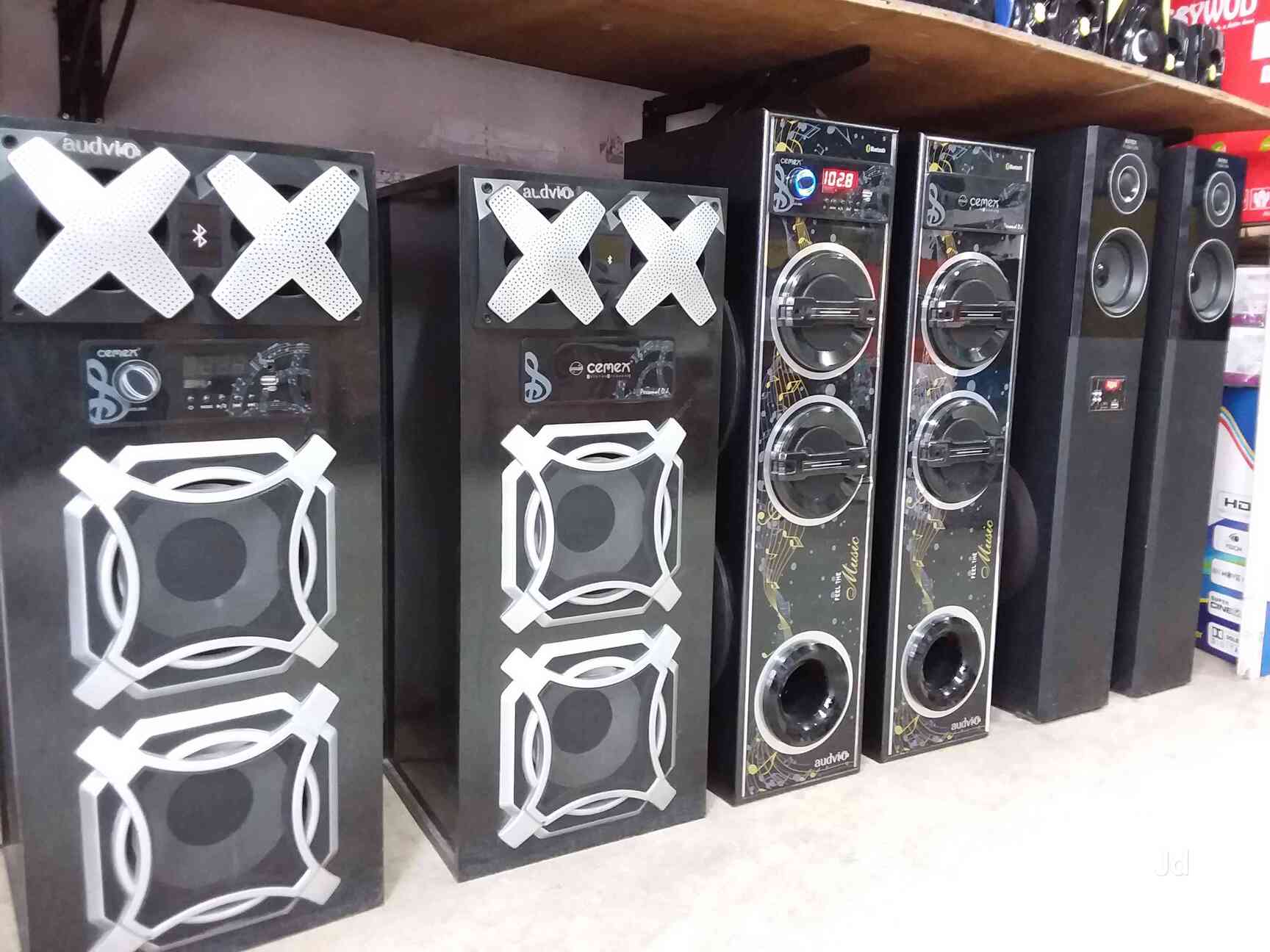 King Electronics in Koti,Hyderabad Best DTH TV Broadcast Service