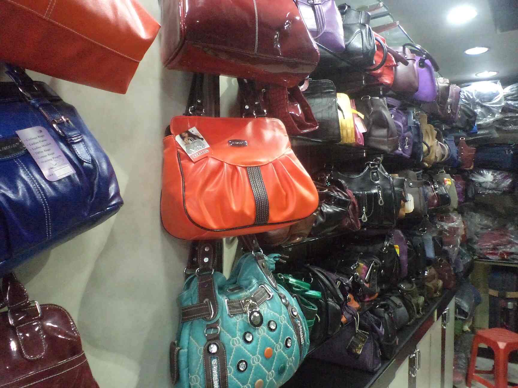 Dattatreya Travelling Goods in Dilsukh Nagar,Hyderabad Best VIPBag