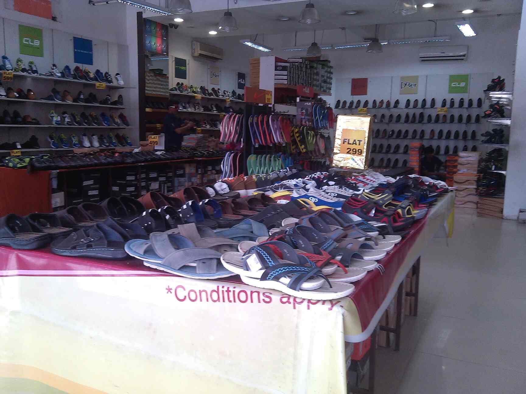Foot Star in Madhapur,Hyderabad Best Football Shoe Dealers in