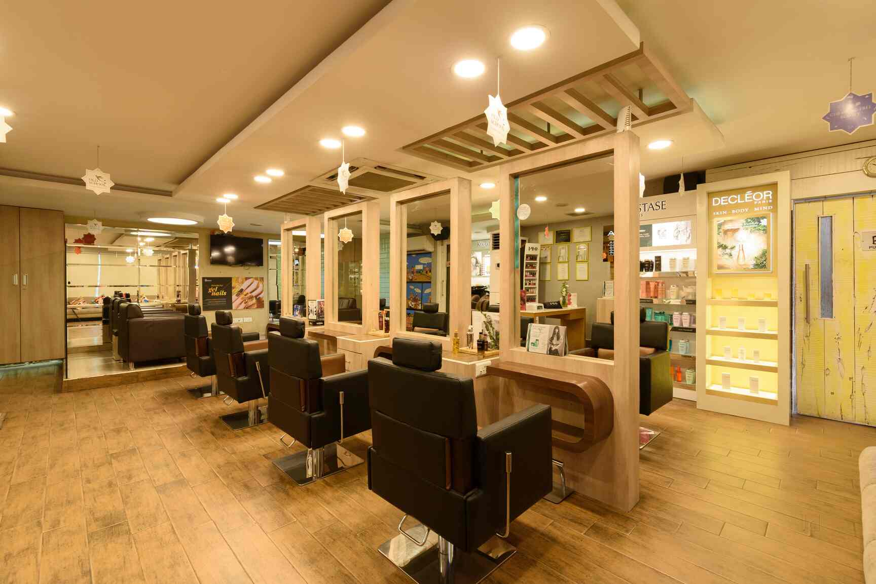 Bubbles Hair Beauty Photos, Jubilee Hills, Hyderabad- Pictures & Images Gallery - Justdial Bubbles Hair Beauty Photos, Jubilee Hills, Hyderabad- Pictures & Images Gallery - Justdial