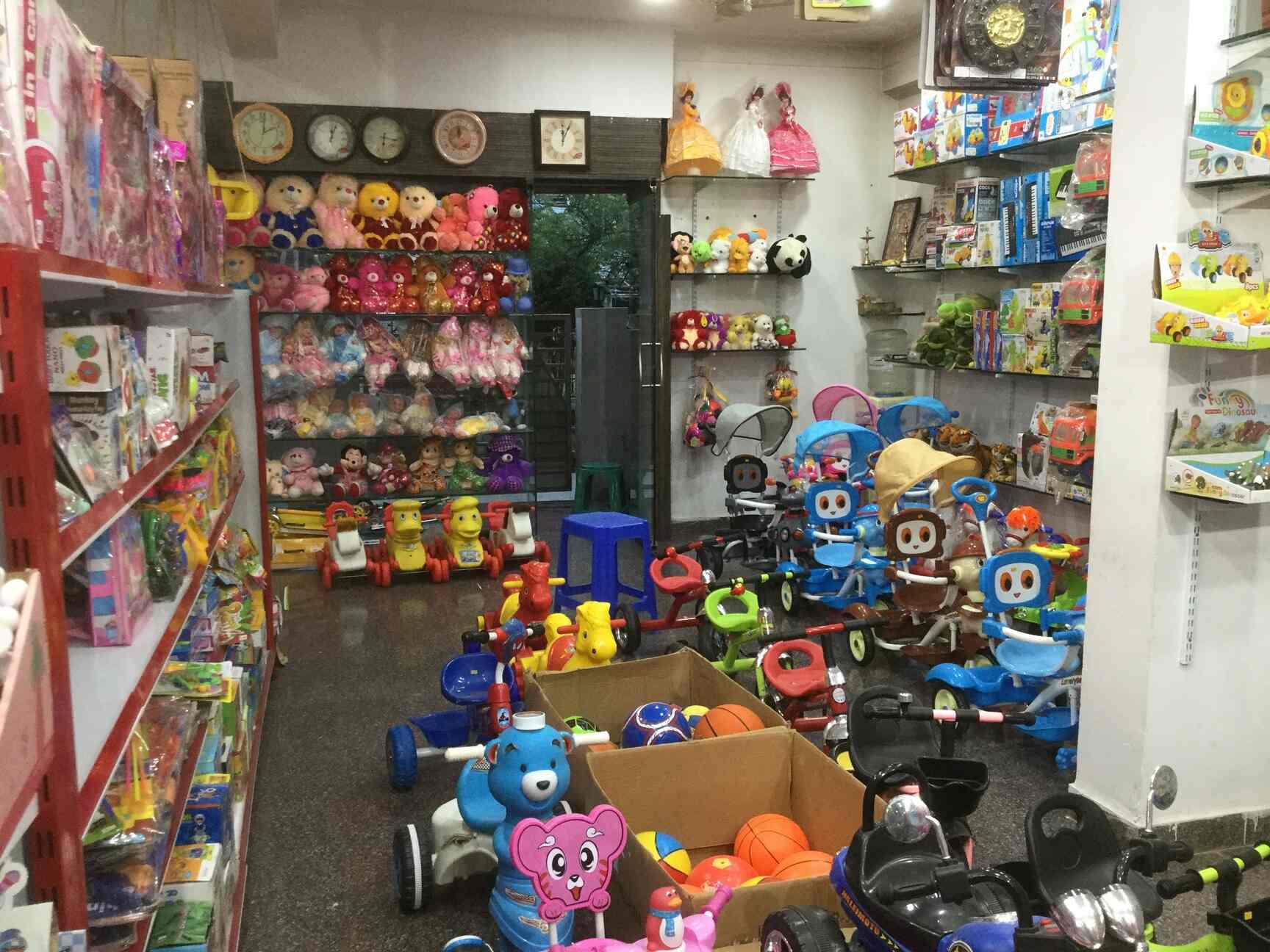 Dwarkamai Gallery in Vanasthalipuram,Hyderabad Best Personalized Gift