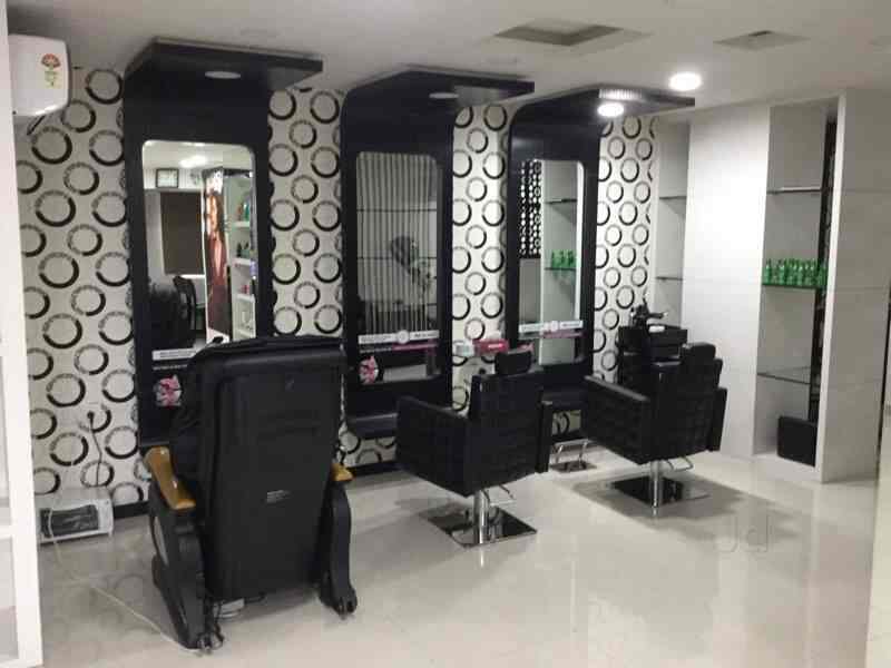 Green Trends Unisex Hair & Style Salon in Kphb Colony,Hyderabad Best