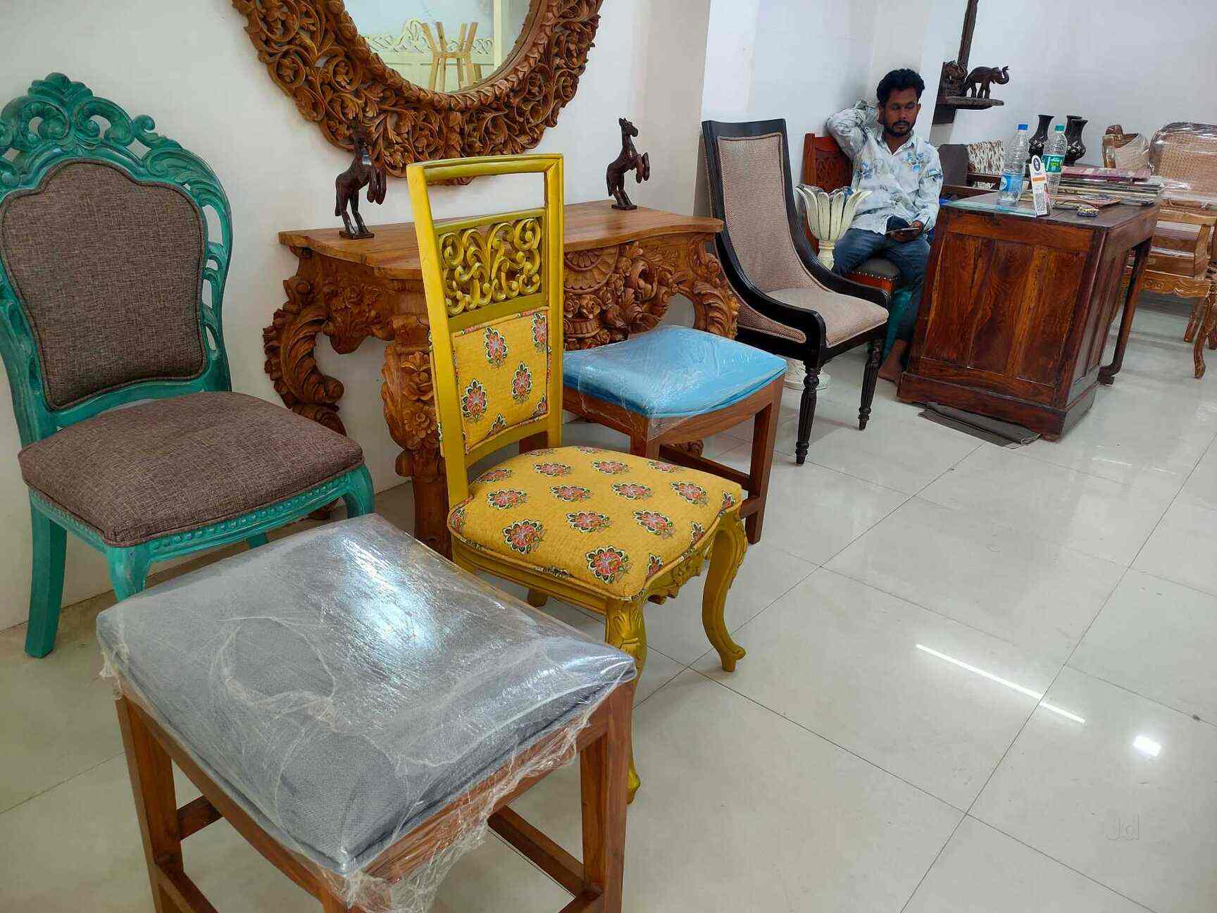 Qi Furnitures Sofa Work in Banjara Hills,Hyderabad Best Furniture