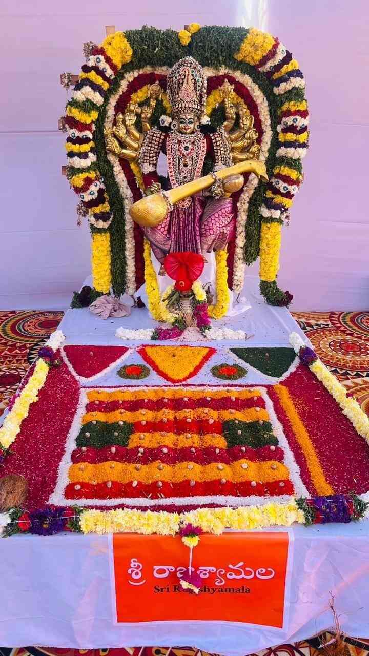 ganesh chaturthi decoration with flowers | My Decorative