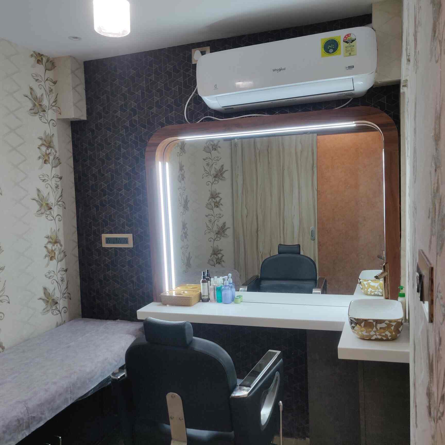 The Unisex Salon & Academy in Himayat Nagar,Hyderabad Best