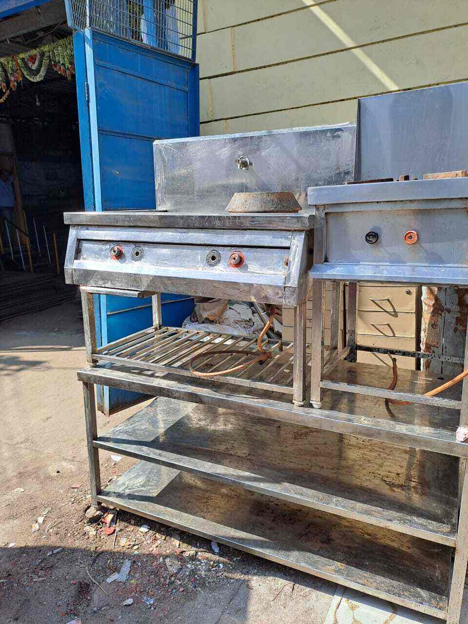 Mahek Traders in Nampally,Hyderabad Best Second Hand Furniture Buyers