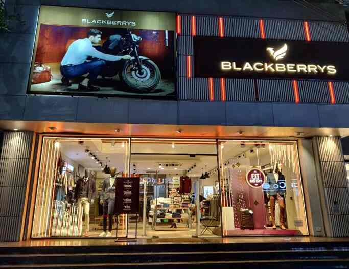 Find list of Blackberrys in Tarnaka Blackberrys Stores Hyderabad near