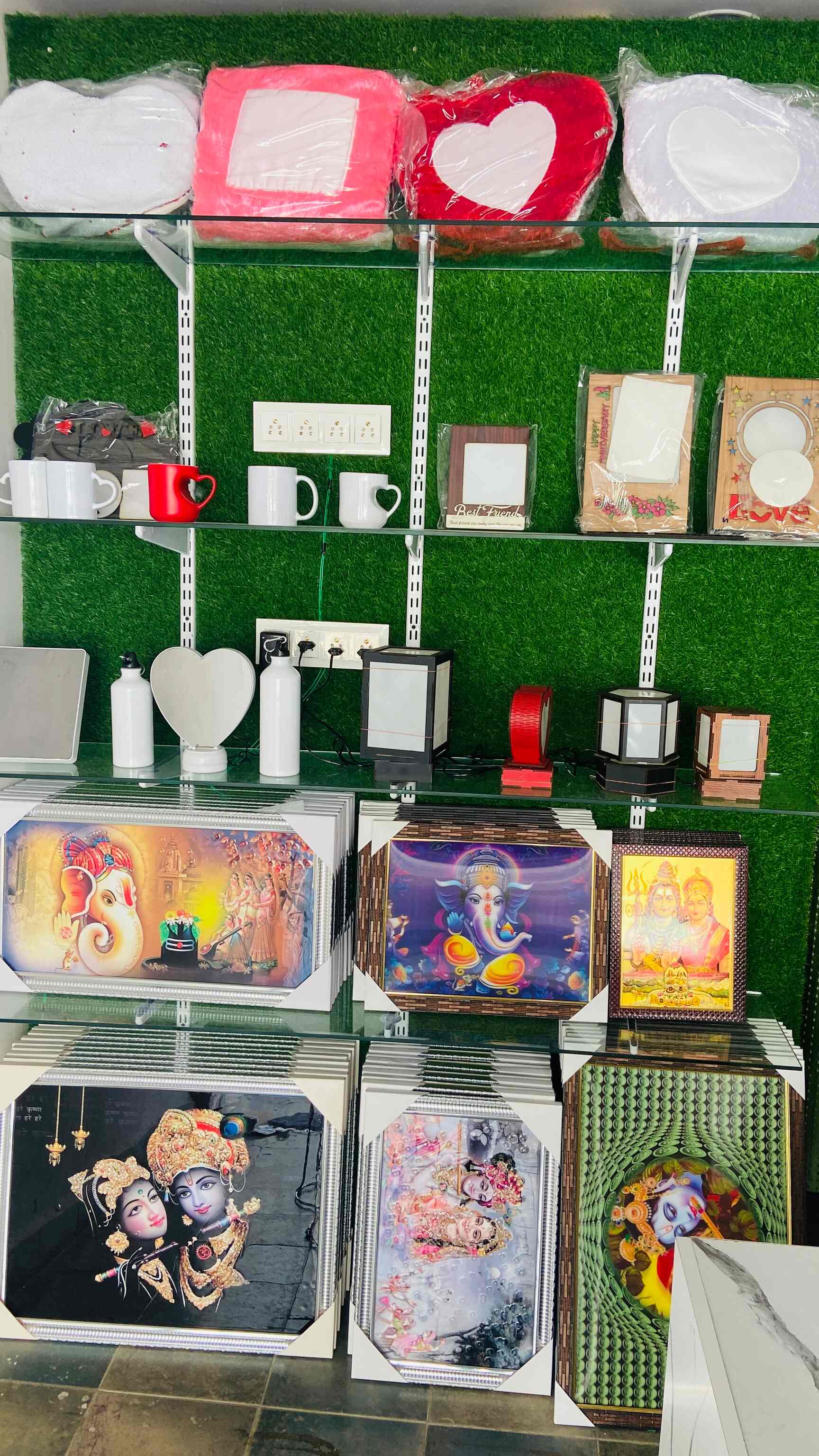 Top Photo Frame Dealers in RTC X Roads Best Picture Frame Dealers