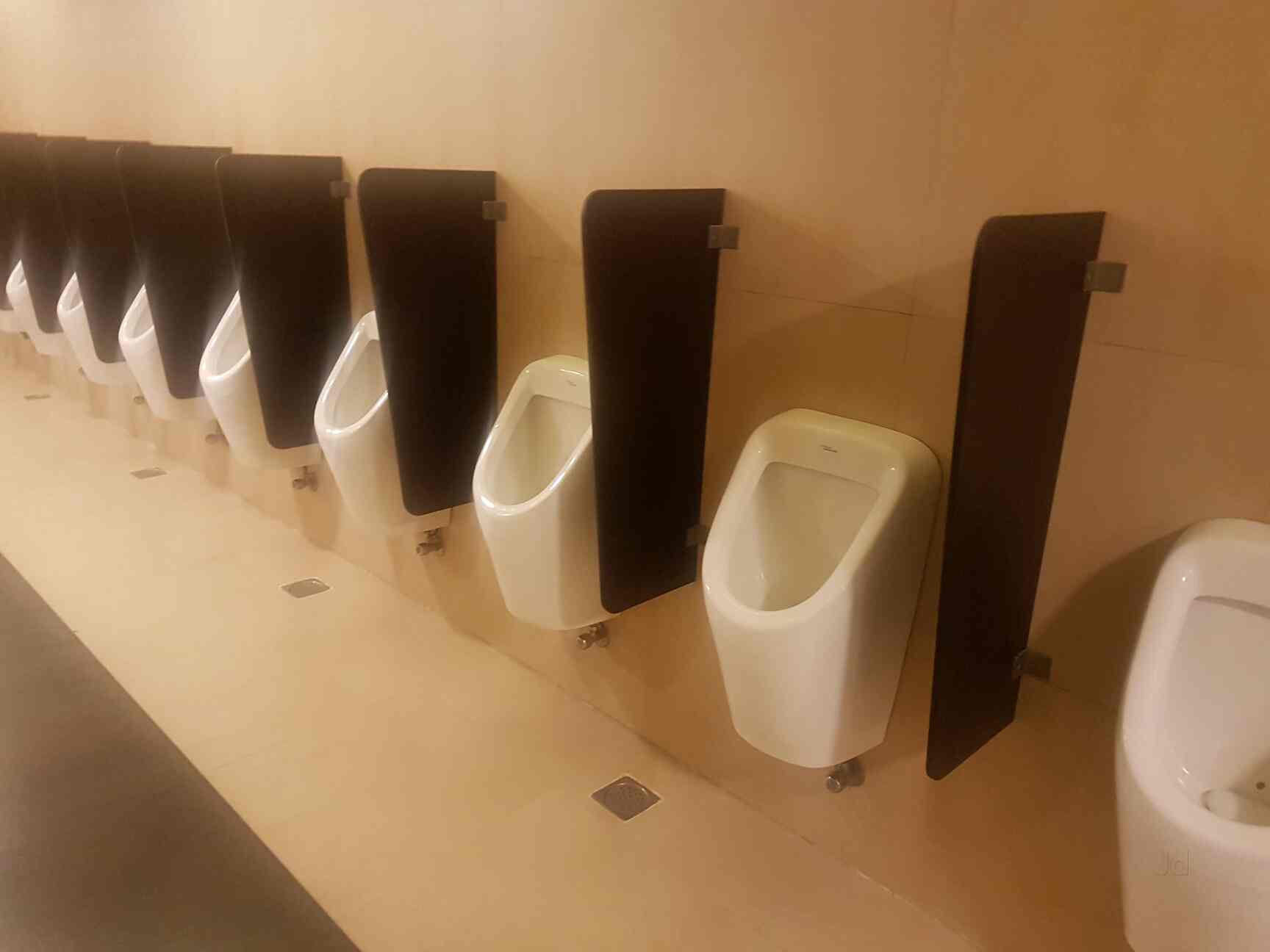 Top Toilet Cubicle Dealers in Gulbarga टॉयलेट क्यूबिकल डीलर्स