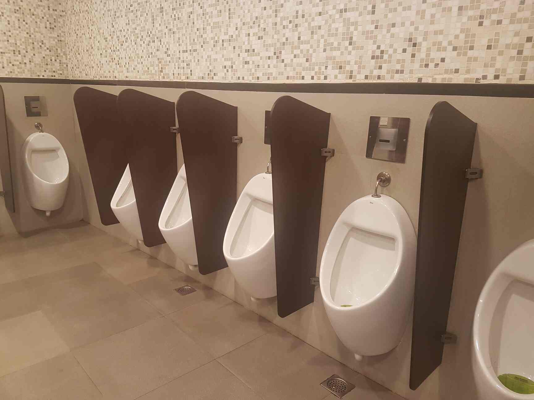 Top Toilet Cubicle Dealers in Gulbarga टॉयलेट क्यूबिकल डीलर्स