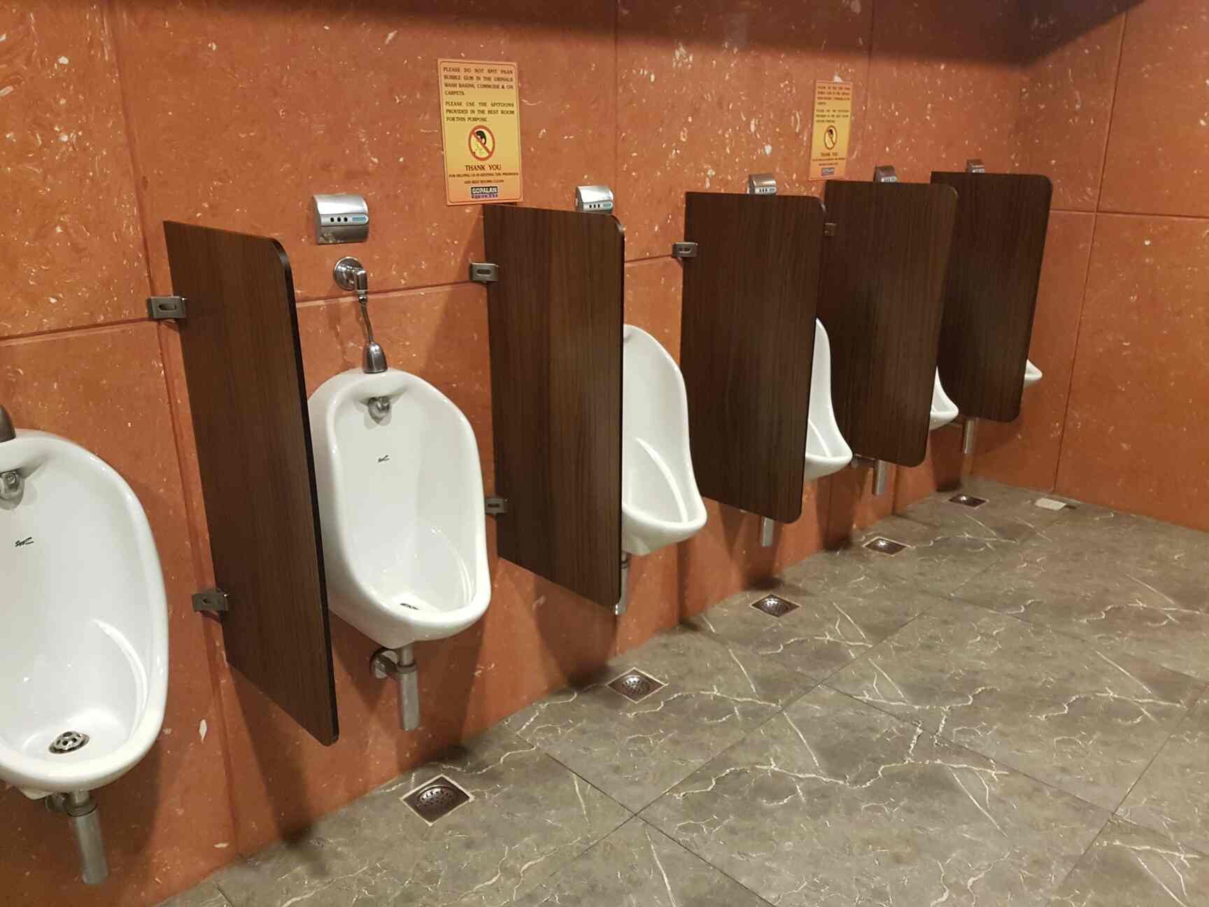 Top Toilet Cubicle Dealers in Gulbarga टॉयलेट क्यूबिकल डीलर्स