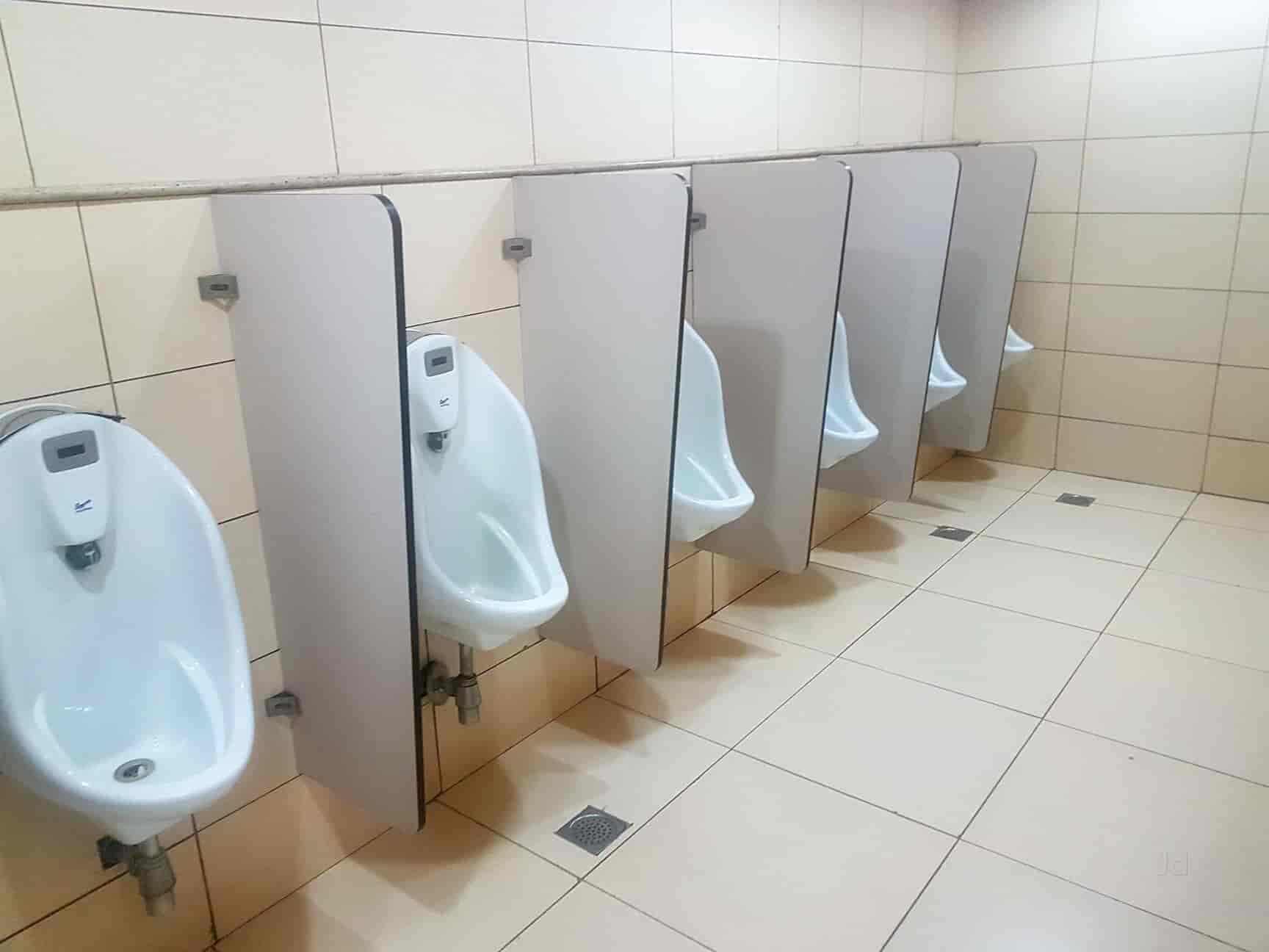 Top Toilet Cubicle Dealers in Gulbarga टॉयलेट क्यूबिकल डीलर्स