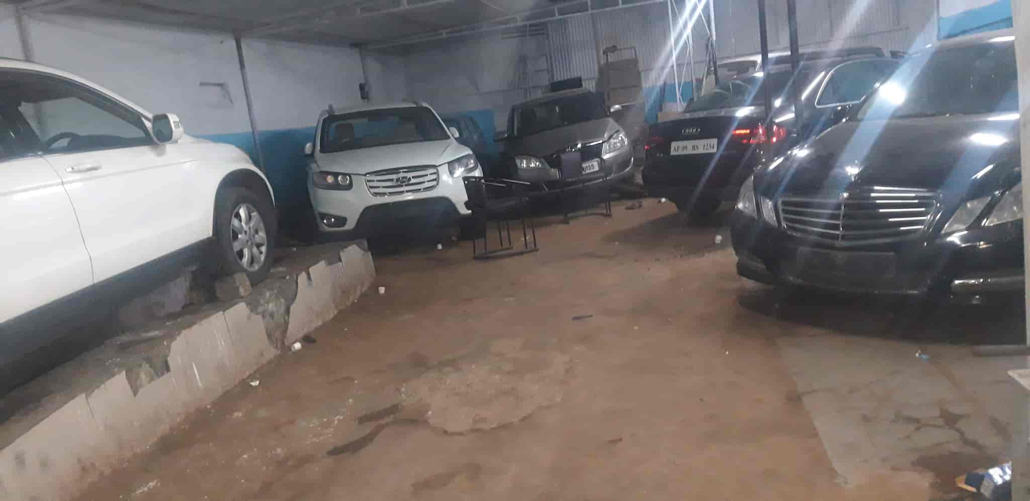 Amico Car Work Shop in Toli Chowki,Hyderabad Best Car Repair