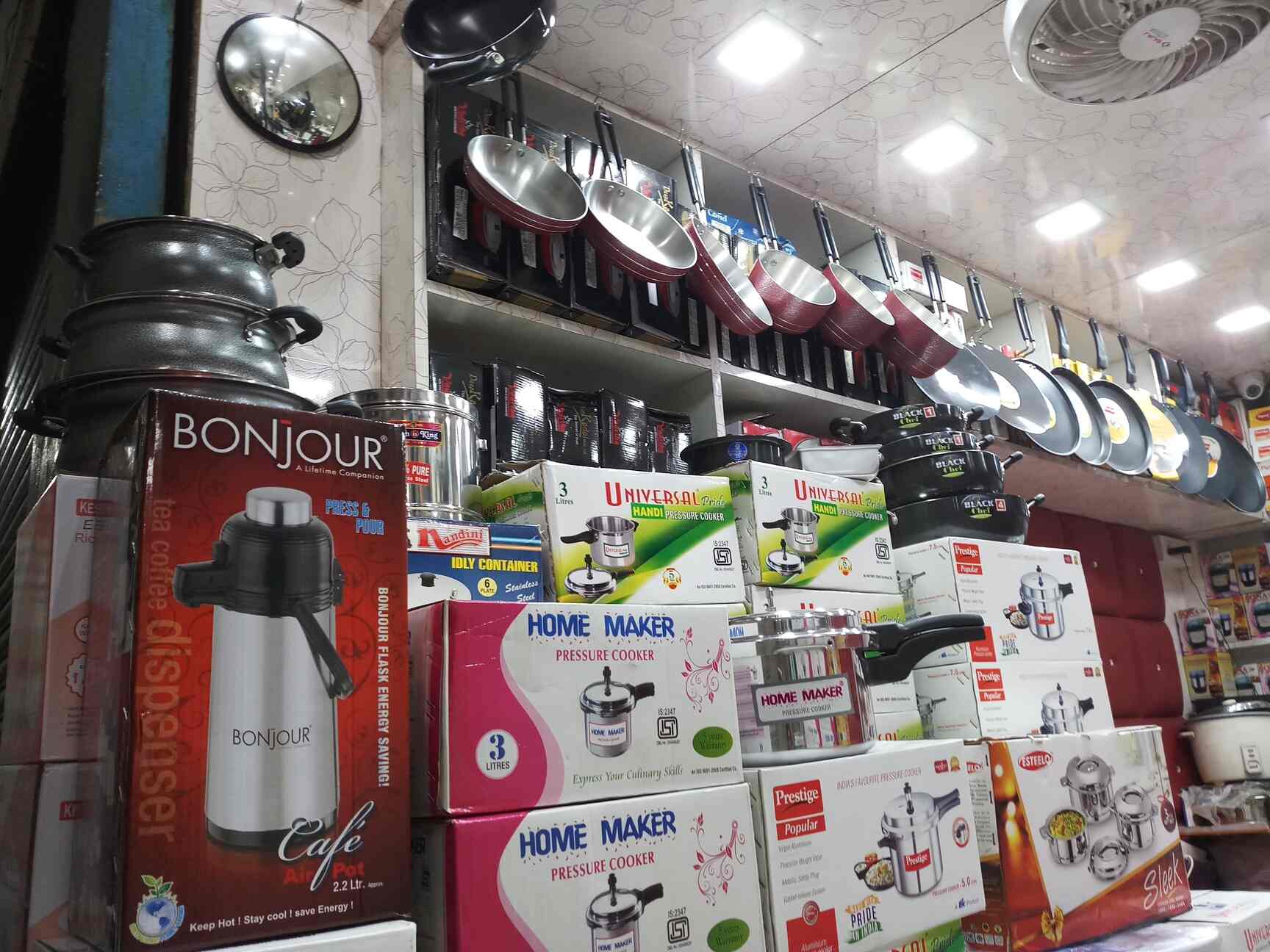 Awesome Cookware in Begum Bazar,Hyderabad Best Kitchen Appliance