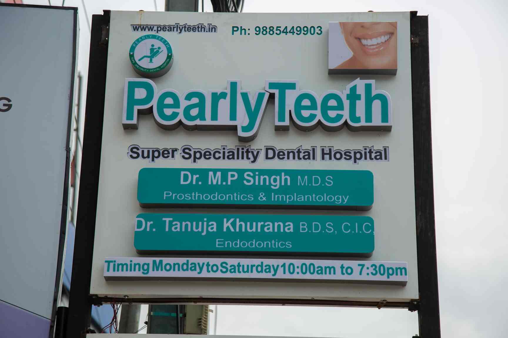 Pearly Teeth Super Speciality Dental Hospital in Vikrampuri Colony