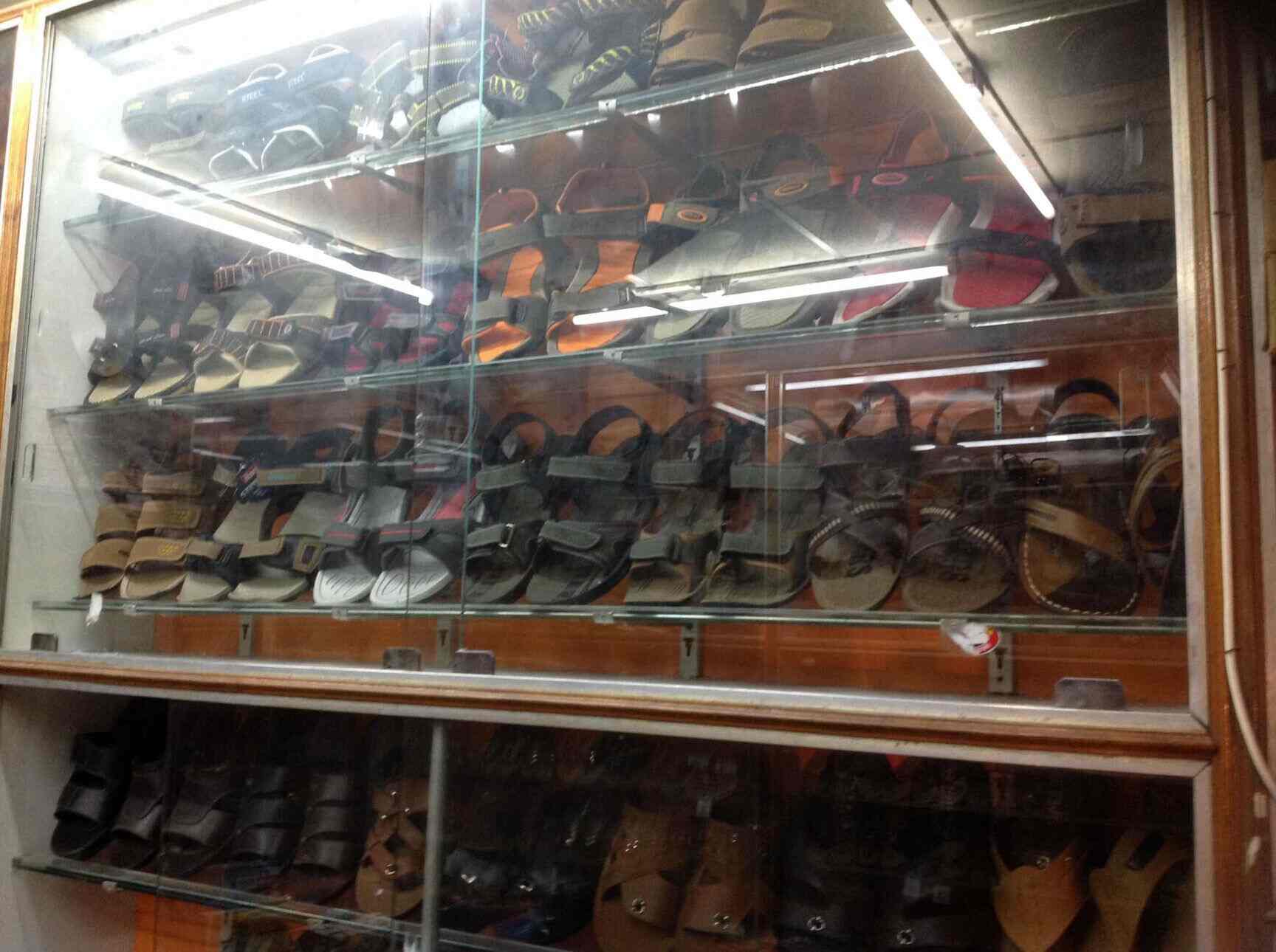 Vijay Footwear in Attapur,Hyderabad Best Shoe Dealers in Hyderabad