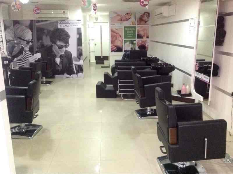 Top 100 Salons In Kphb Colony Beauty Parlours Kphb Colony