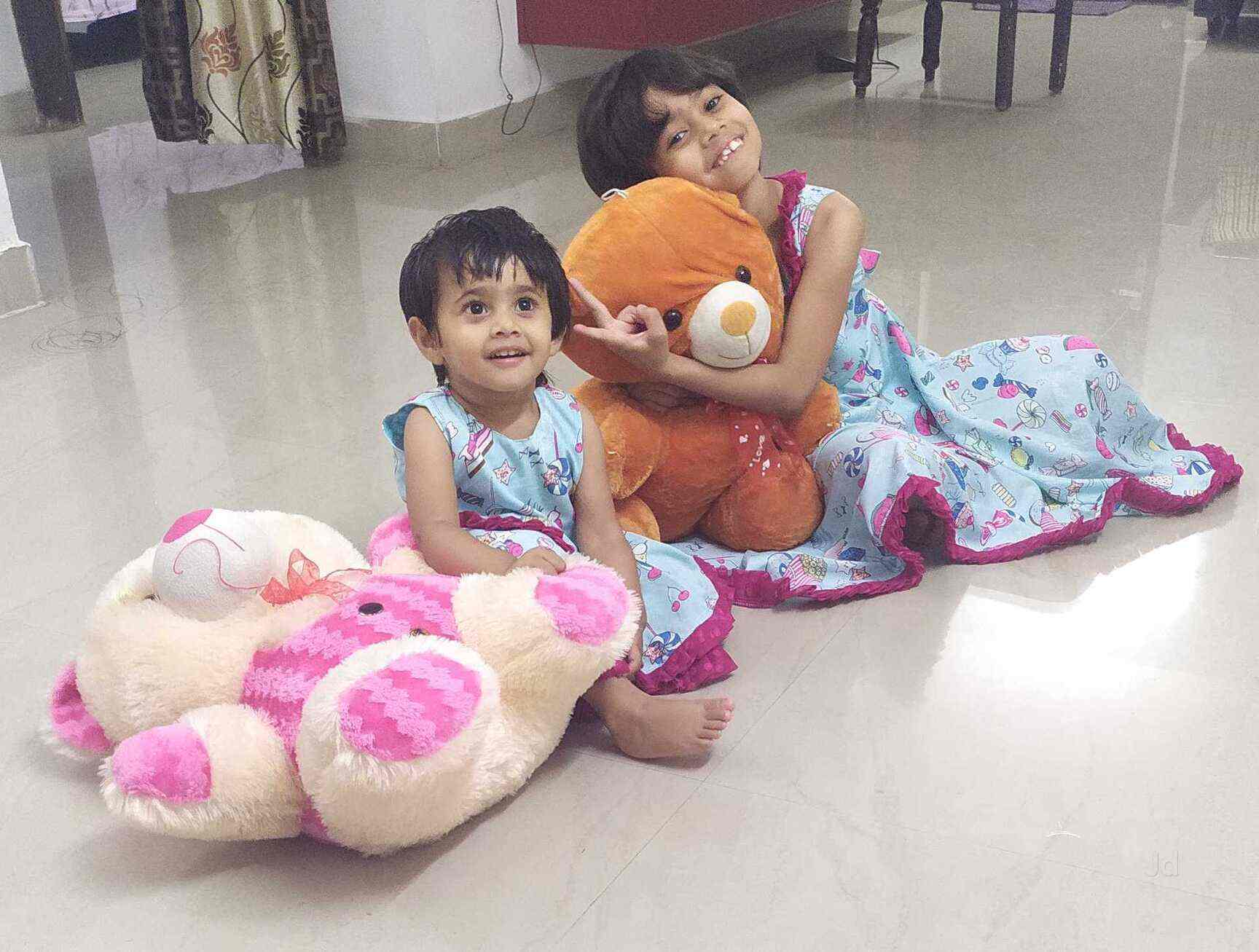 Usha Sewing Fashion Designing Institute Photos, Manikonda, hyderabad