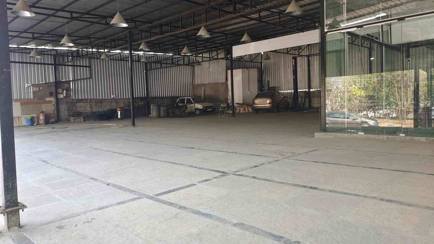 Rainbow Car Wash in Madhapur,Hyderabad Best Car Washing Services in