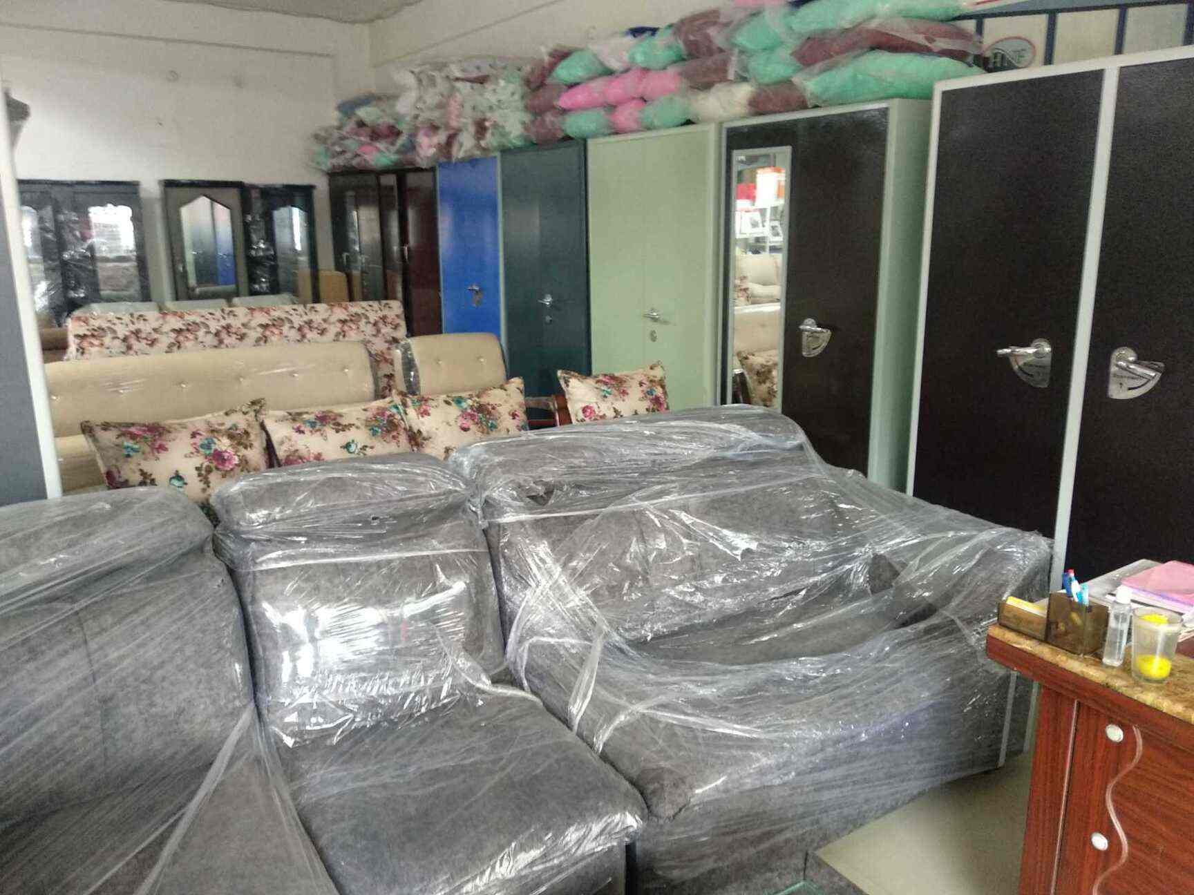 Om Sri Sai Home Needs Furnitures in Kukatpally,Hyderabad Best NilkamalFurniture Dealers in