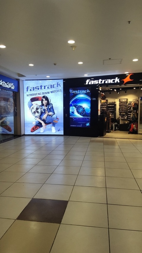 Fastrack showroom kukatpally deals