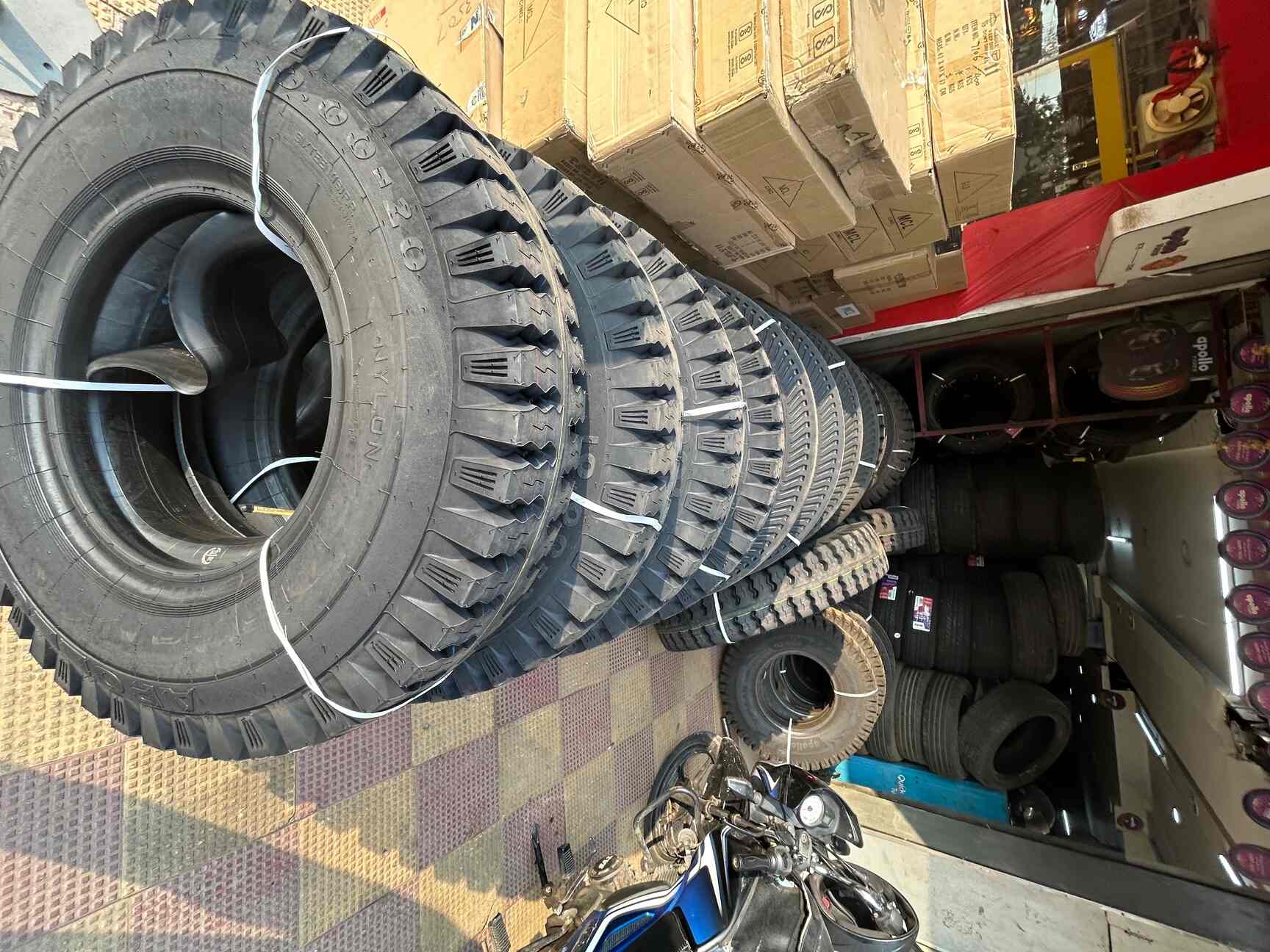 Performance Tyres Apollo Zone in KUKATPALLY,Hyderabad Best Car Tyre Dealers in Hyderabad