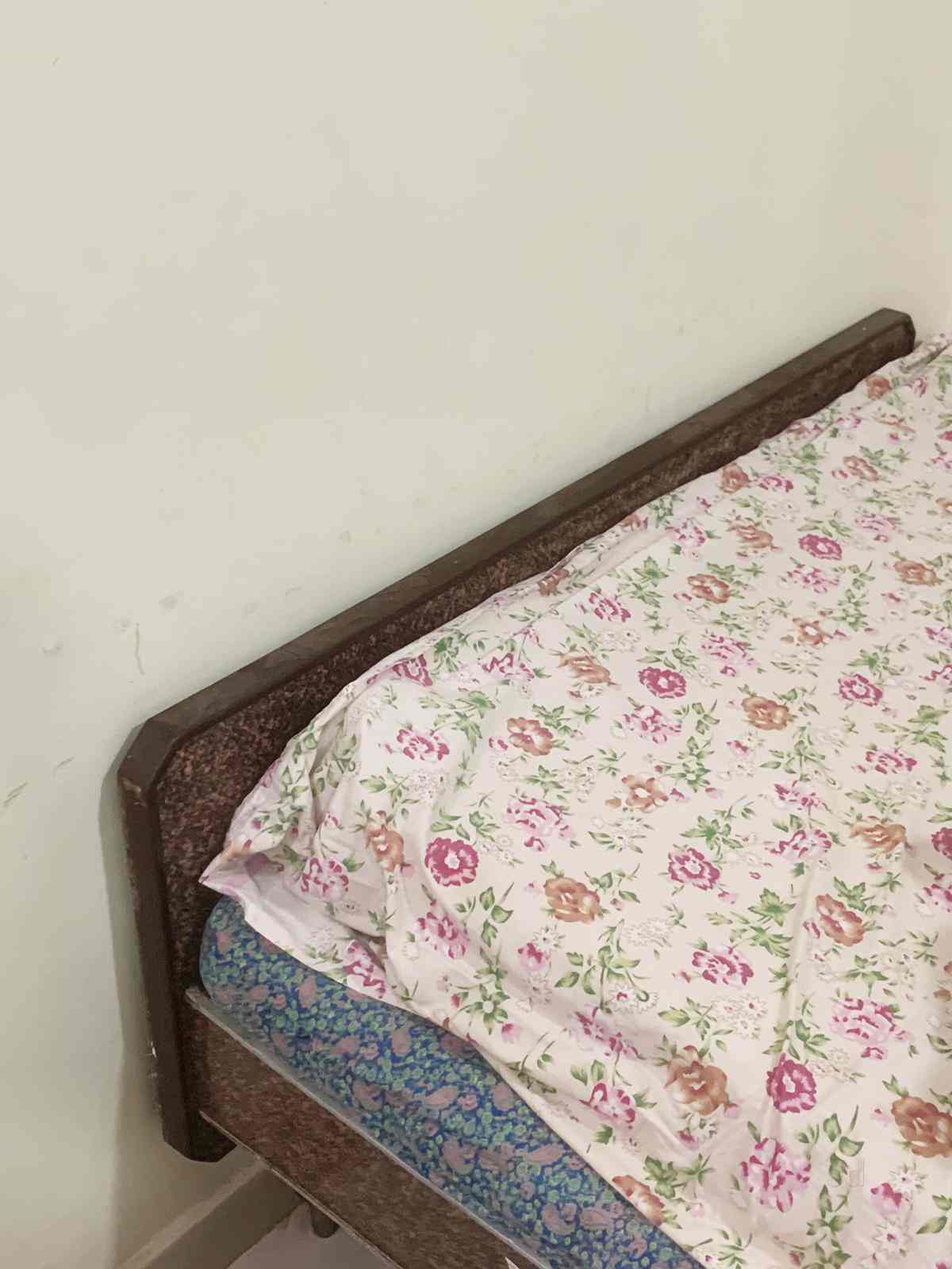 Top Second Hand Furniture Buyers in Nampally Best Old Furniture Buyers Hyderabad near me