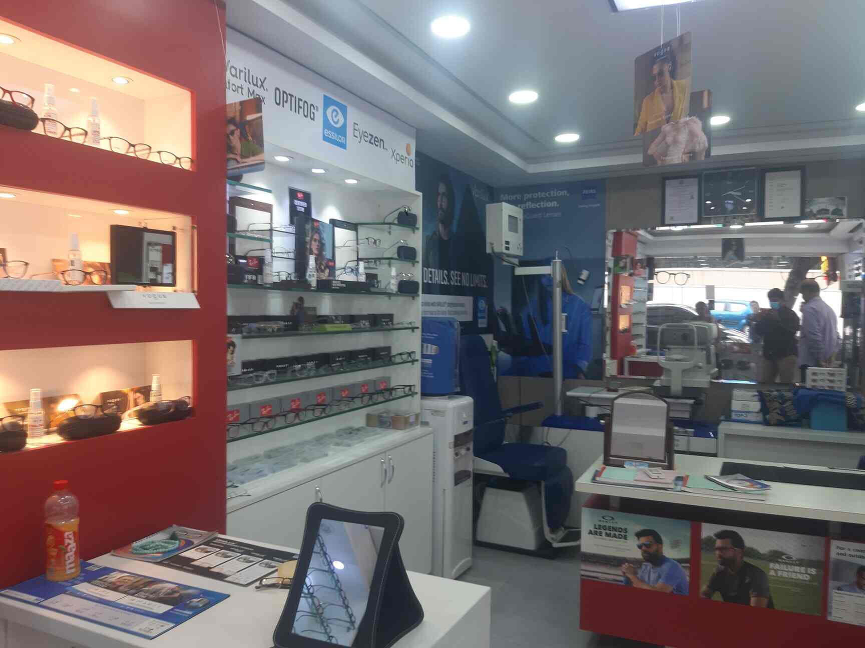 New Optical Palace in Sri Nagar Colony,Hyderabad Best Optical Glass Lens Dealers in Hyderabad