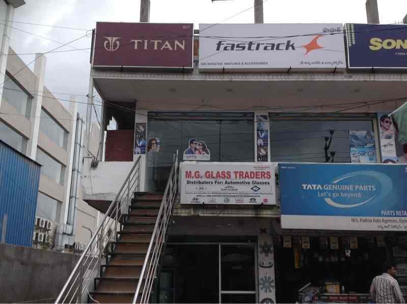 Titan showroom in attapur clearance