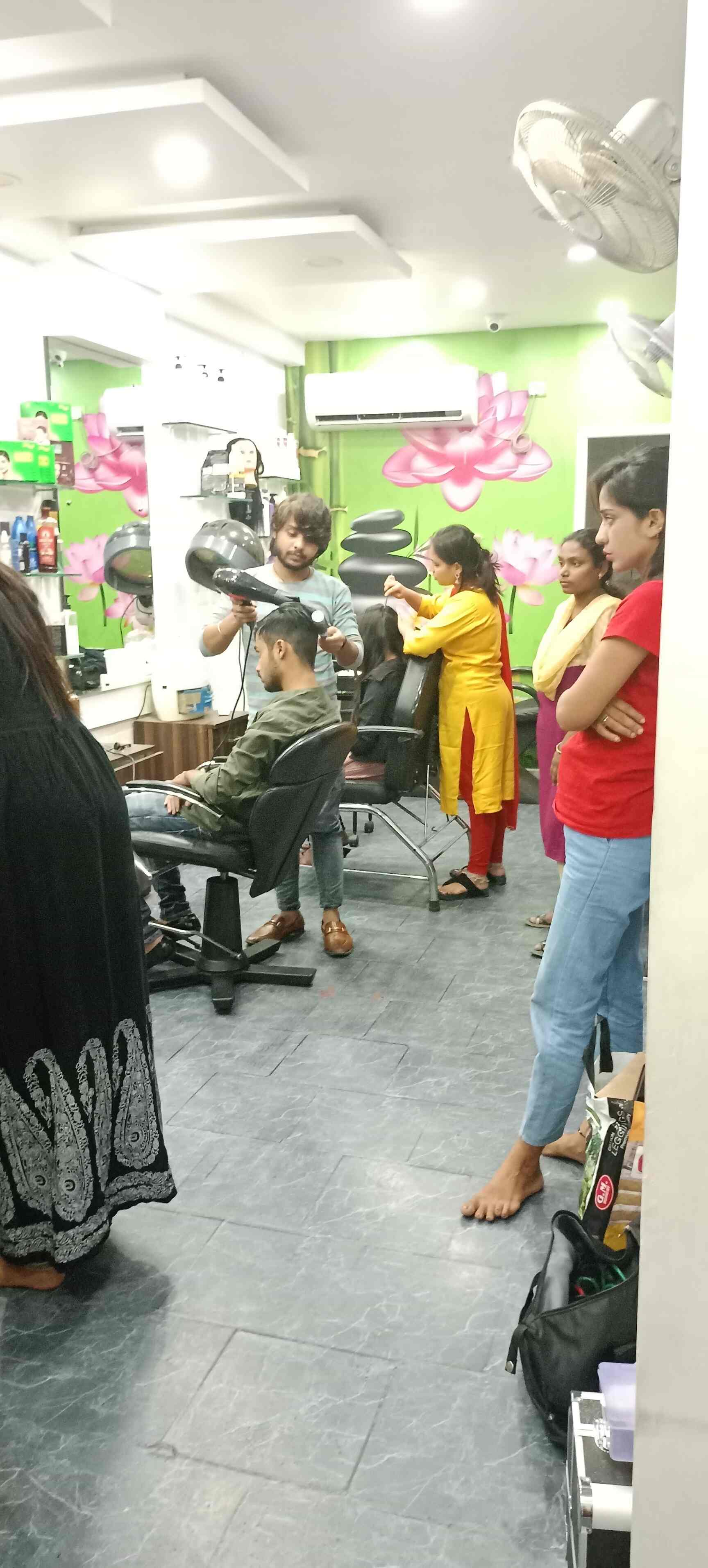 Lotus Family Salon in Ameerpet,Hyderabad Best Beauty Spas in