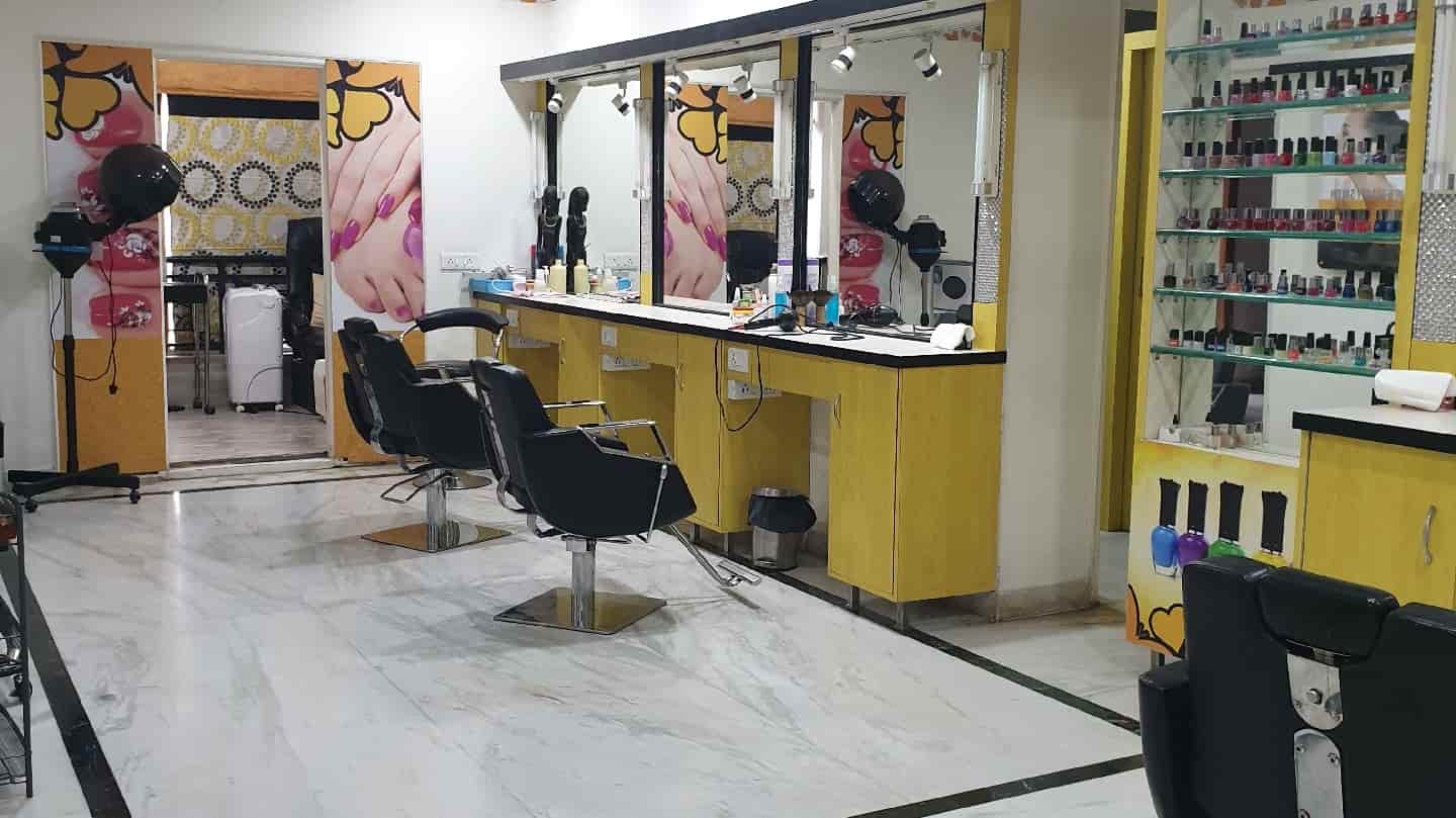 Top Salons near Siri Dental HospitalKondapur, Hyderabad Best Beauty