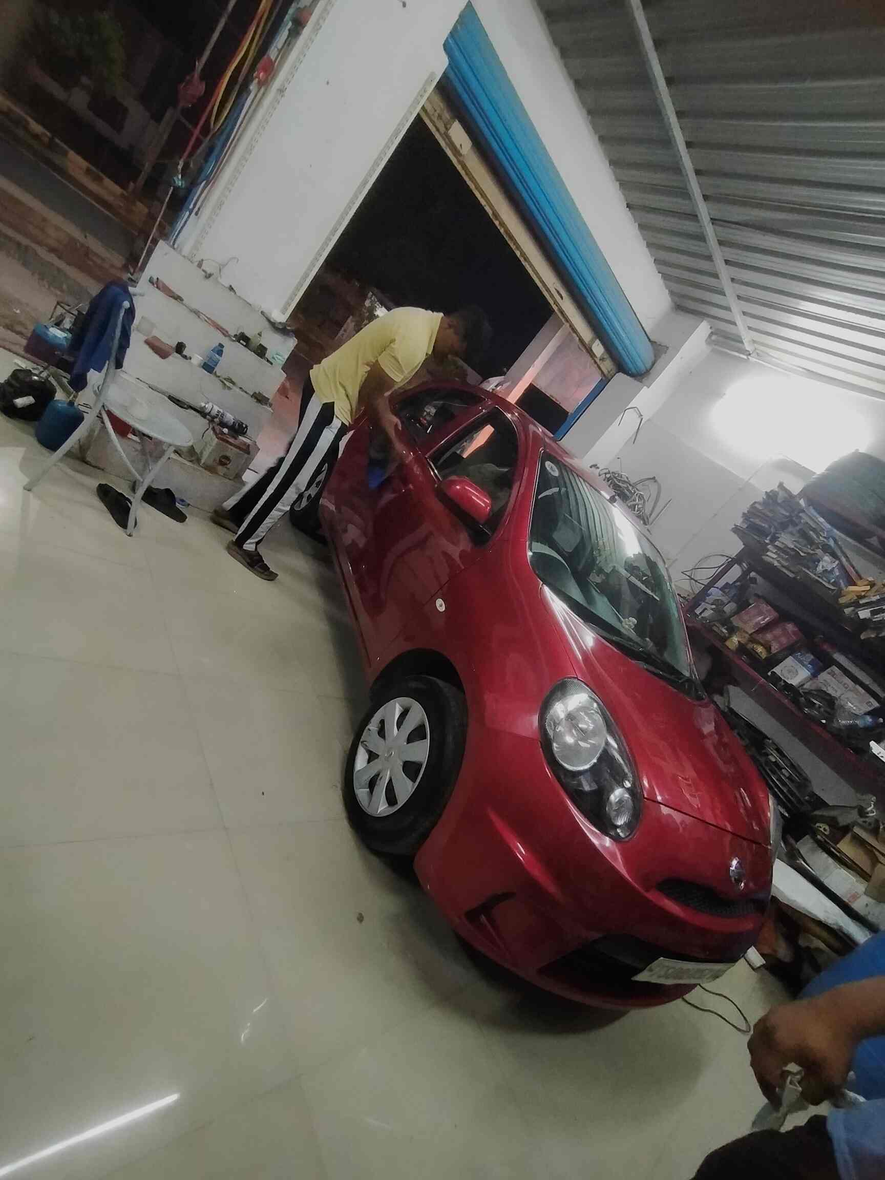 Zoom Car Ac Work in Jillelaguda,Hyderabad Best Toyota InnovaCar Accessory Dealers in