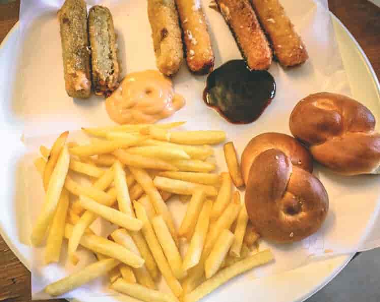 Autoexpress Hot Dogs in Banjara Hills,Hyderabad Order Food Online