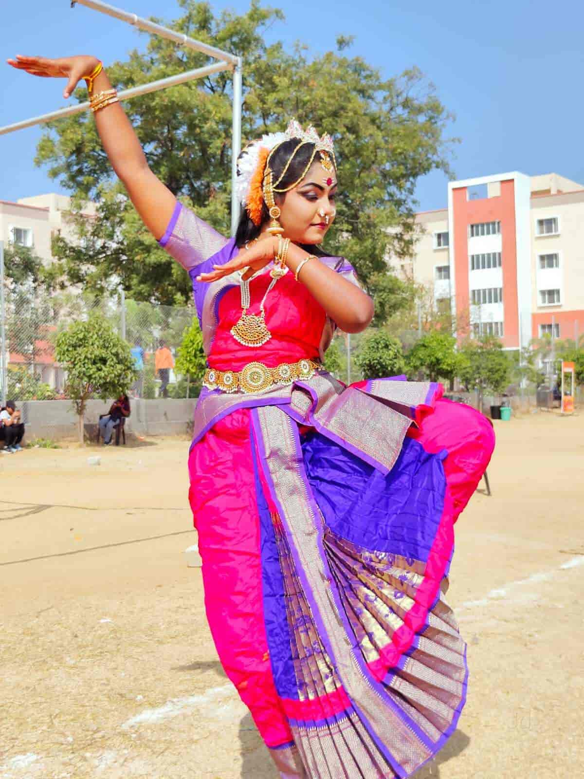 Top Costumes On Rent For Bharatnatyam in Old AlwalAlwal Best