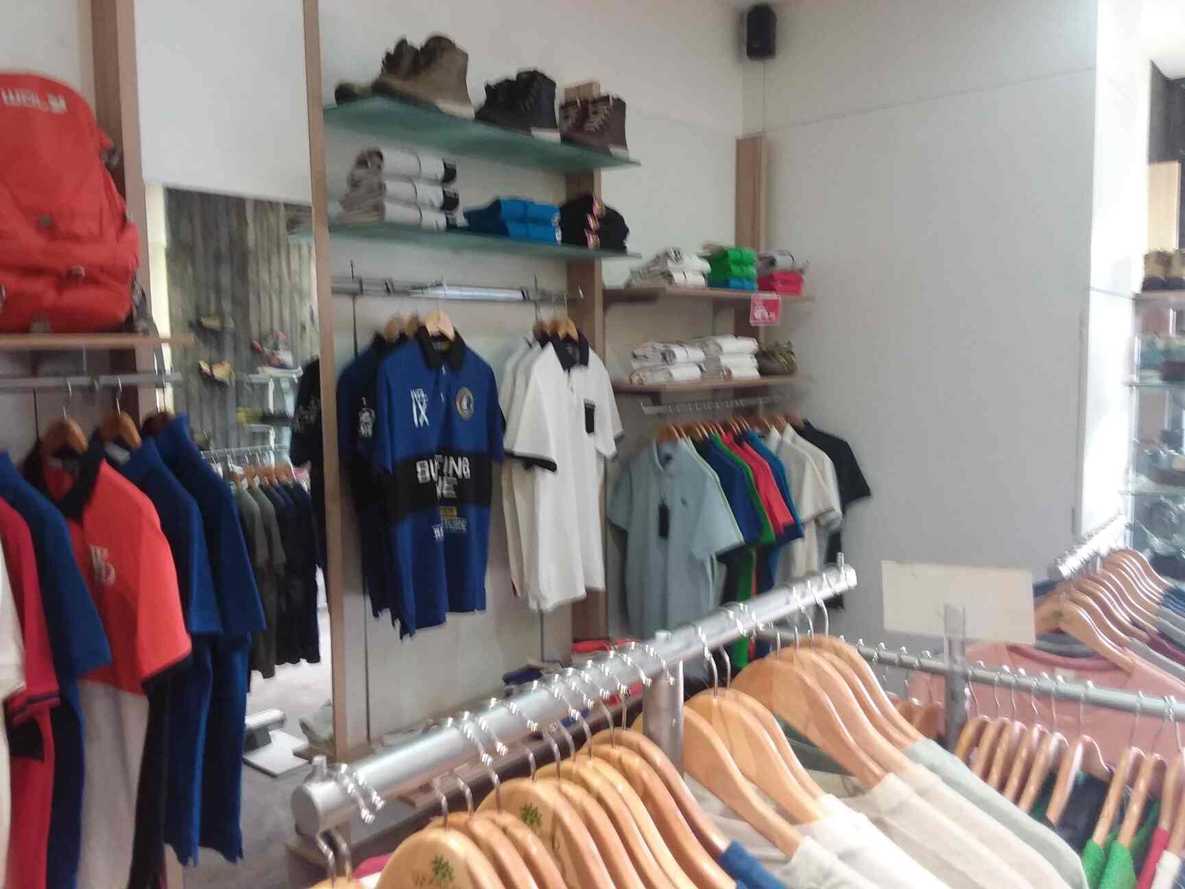 Find list of Woodland Stores in Narayanguda Woodland Outlets